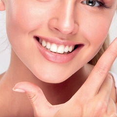 Smile Essentials: Zahnpflege für jeden Tag Foto